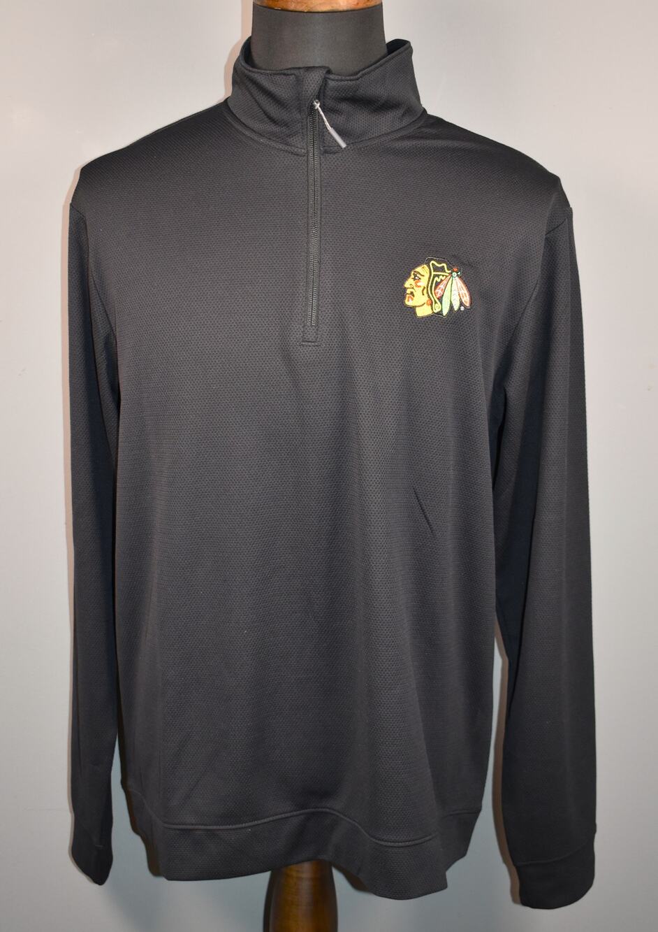 NHL Chicago Blackhawks Hockey Embroidered  1/4 Zip Pullover Black New Size LG